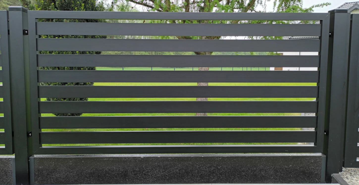 Fundament ogrodzenia